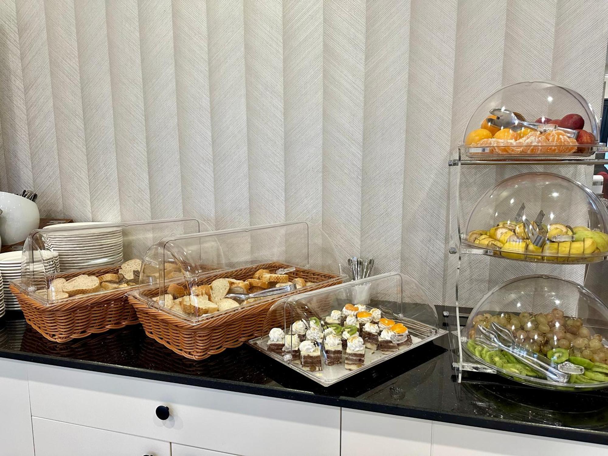 Istanbul Midpoint Hotel Dış mekan fotoğraf