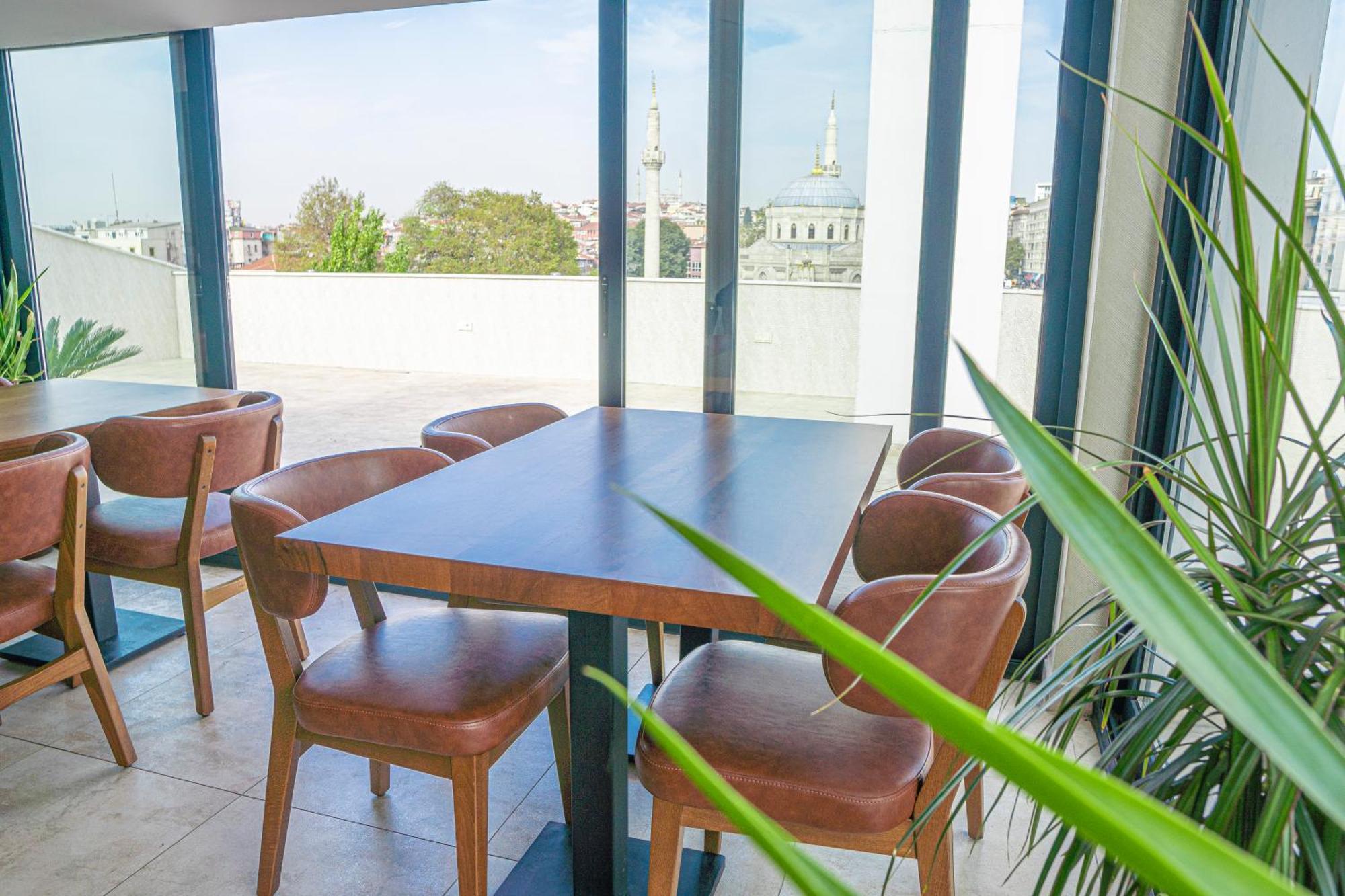 Istanbul Midpoint Hotel Dış mekan fotoğraf