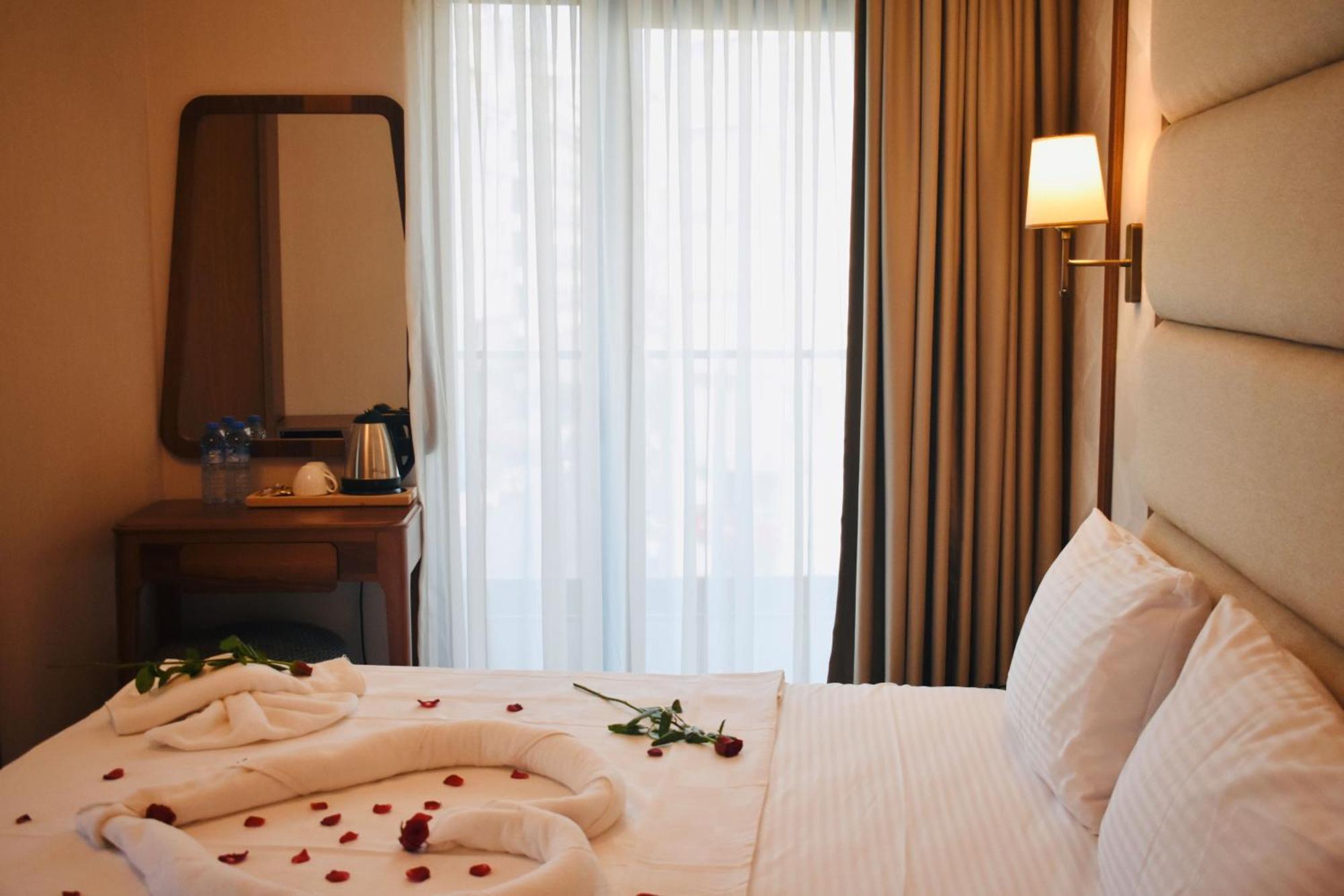 Istanbul Midpoint Hotel Dış mekan fotoğraf