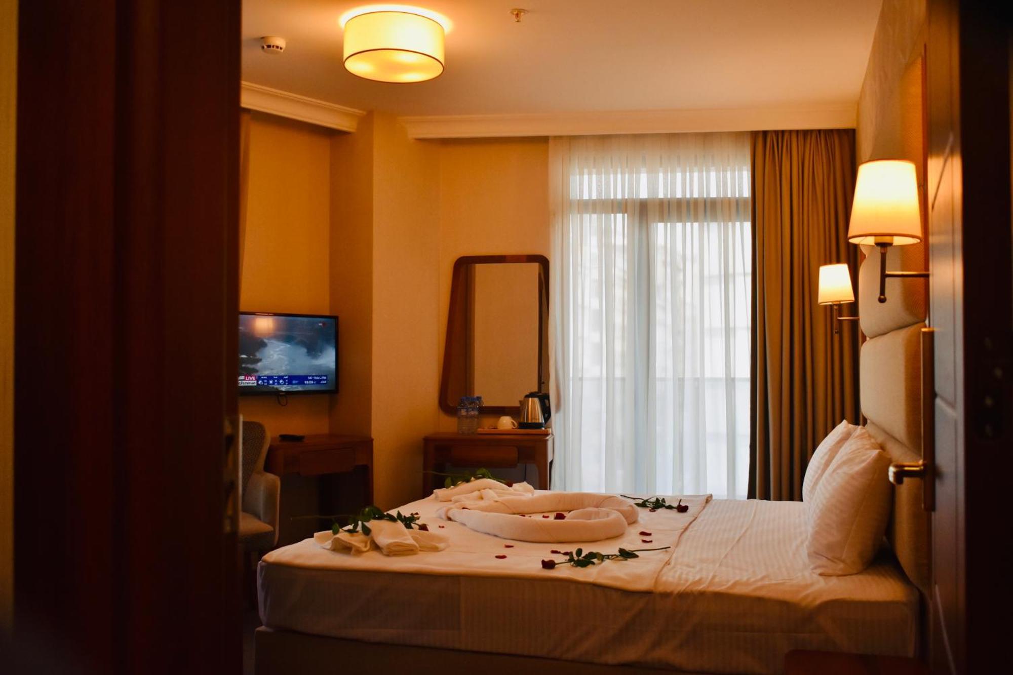 Istanbul Midpoint Hotel Dış mekan fotoğraf