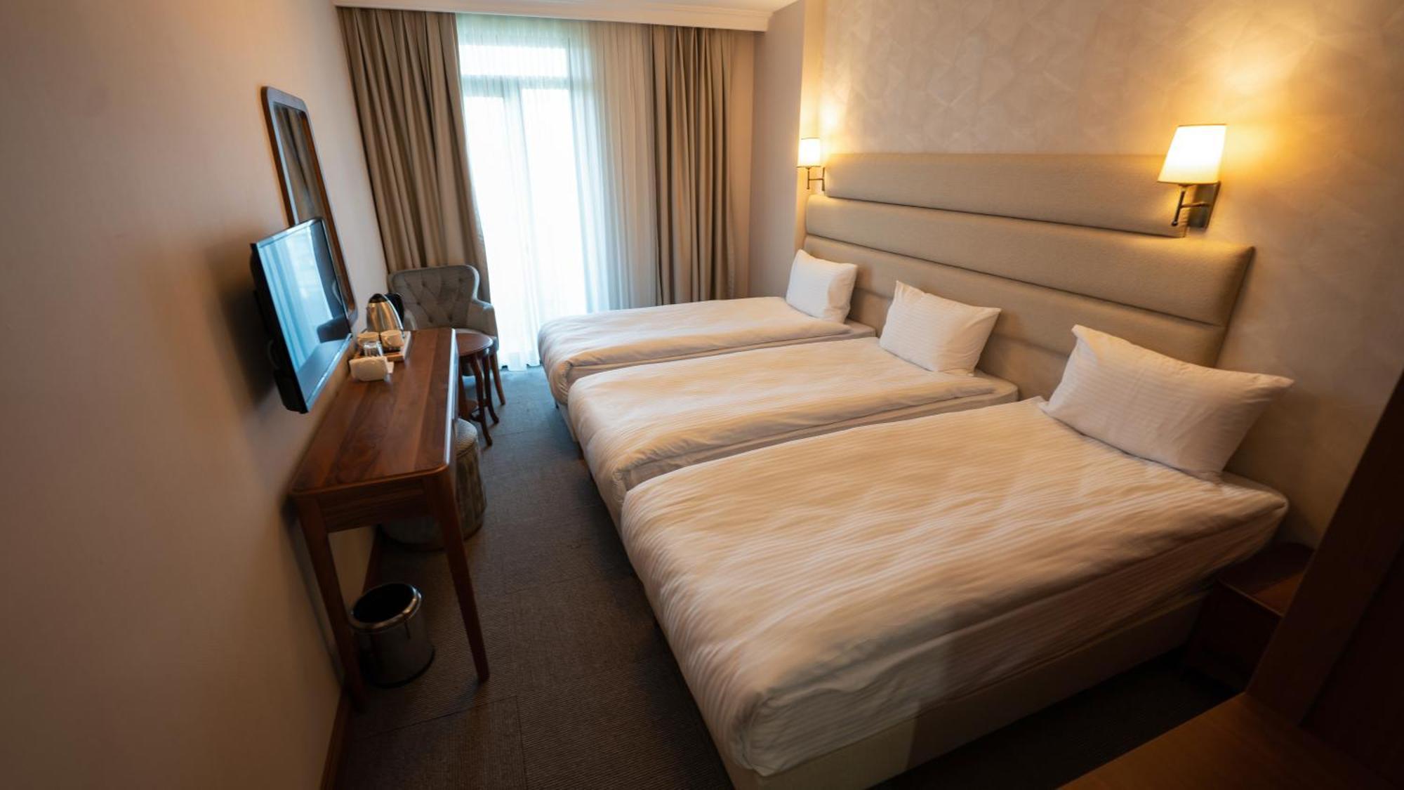 Istanbul Midpoint Hotel Dış mekan fotoğraf